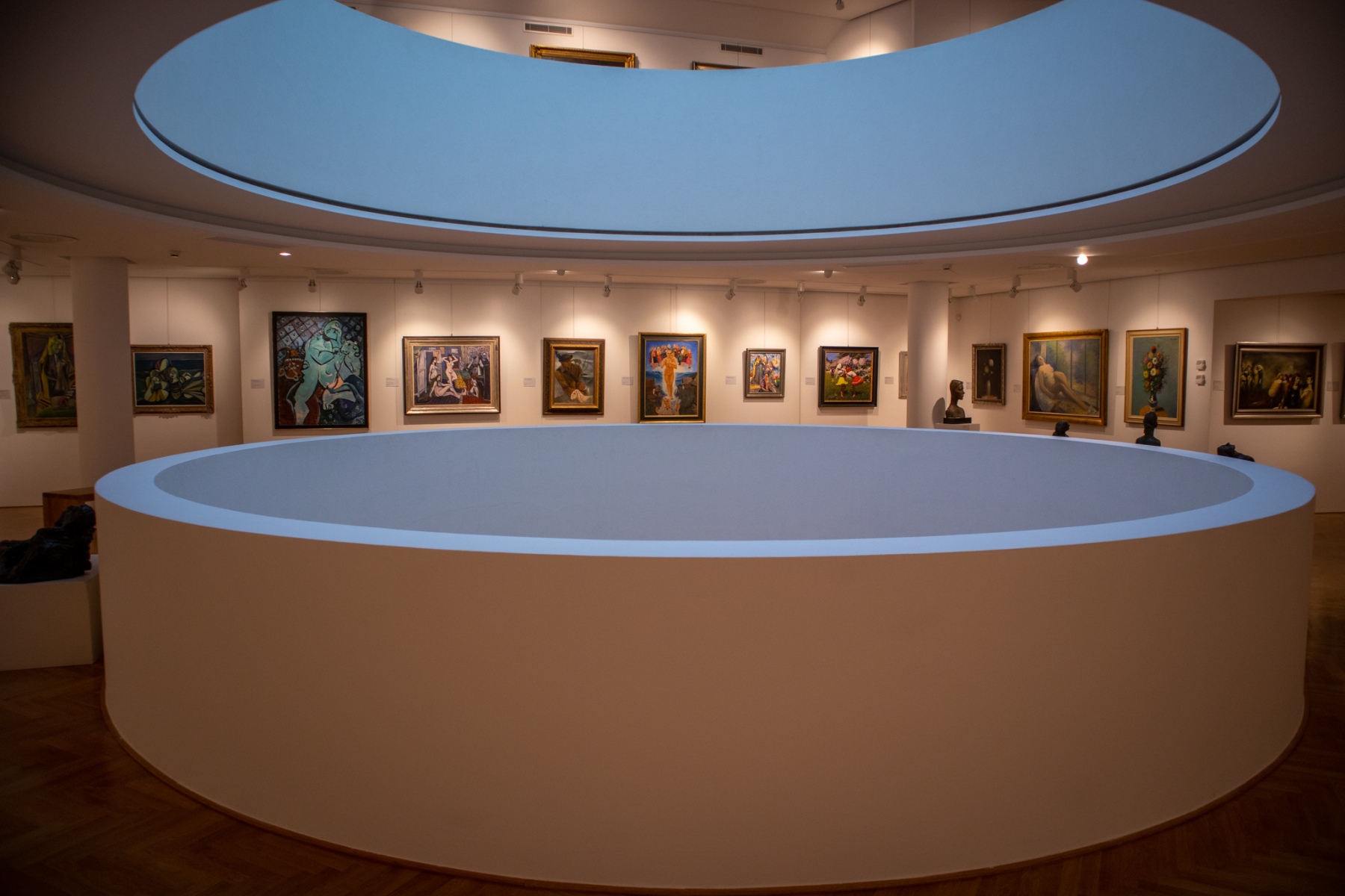 Diela v expozícii Výtvarná moderna Slovenska, 2021, Galéria Nedbalka, Bratislava  (foto: KUNSTARTUM)