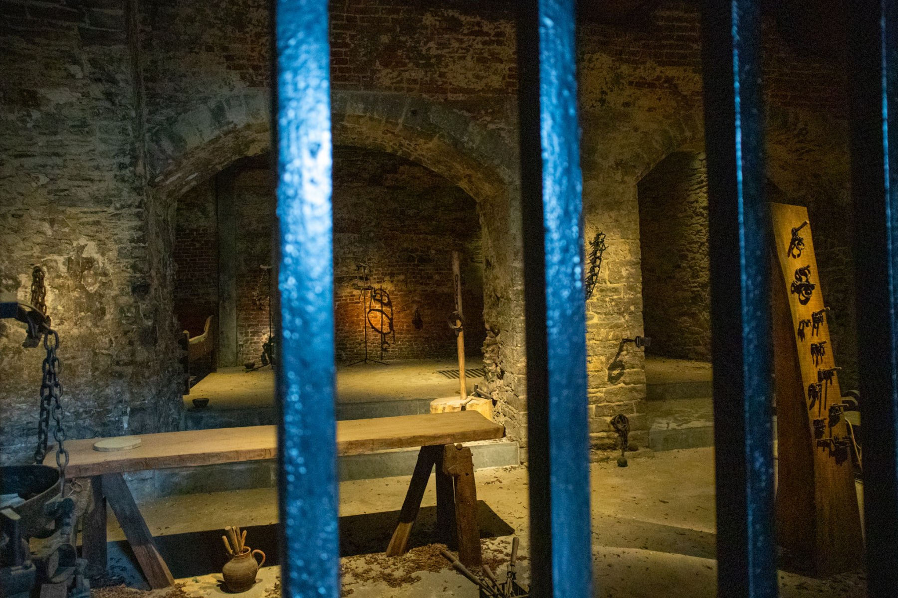 Väzenie s mučiacimi nástrojmi v hrade Gravensteen. (foto: KUNSTARTUM)