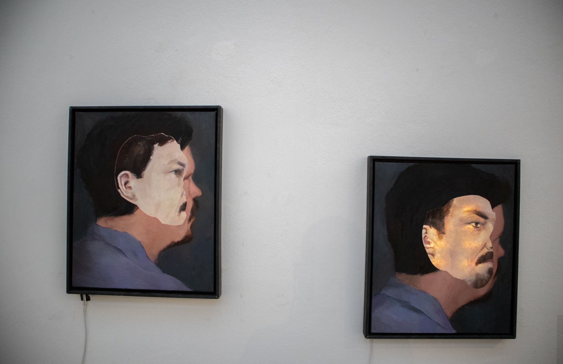 Dominik Hlinka, R.O.M. (Read only memory), 2019, olej na plátne (foto: KUNSTARTUM)