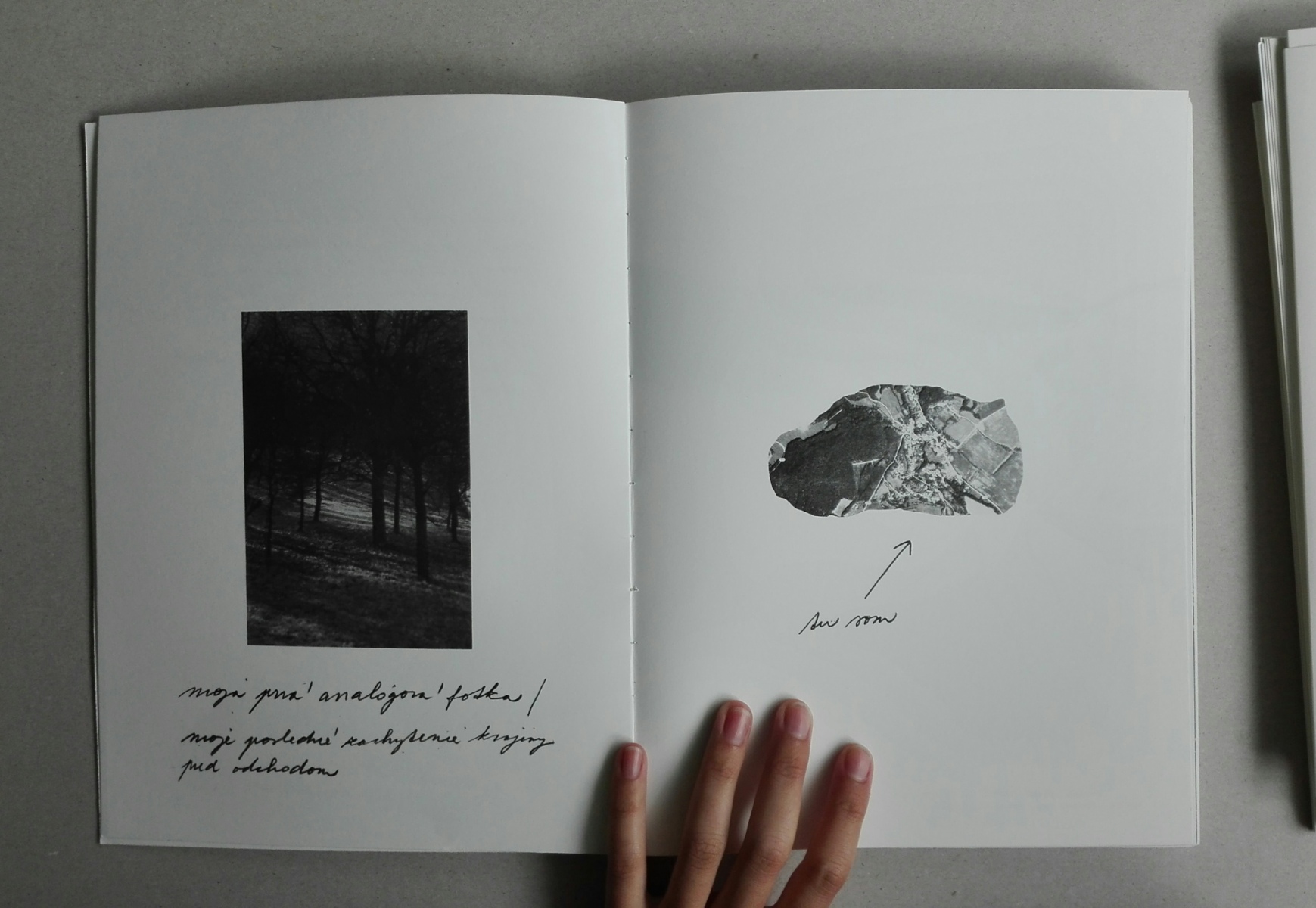 O nachádzaní sa, 2019, autorská kniha  (foto: archív Kristína Mičová)