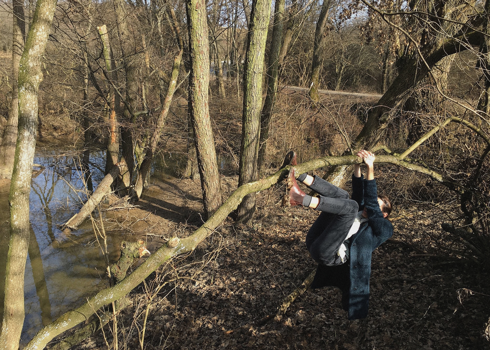 Visenie, 2021, fotografia (foto: Kristína Mičová)