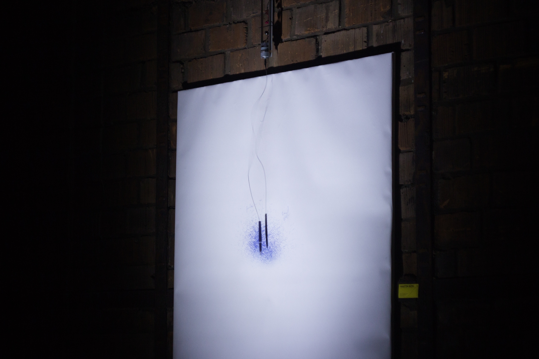 Voľným pohybom, 2019, kinetický objekt. Fotografia z festivalu Tehláreň, 2019, Liptovský Mikuláš (foto: archív Martin Bízik)