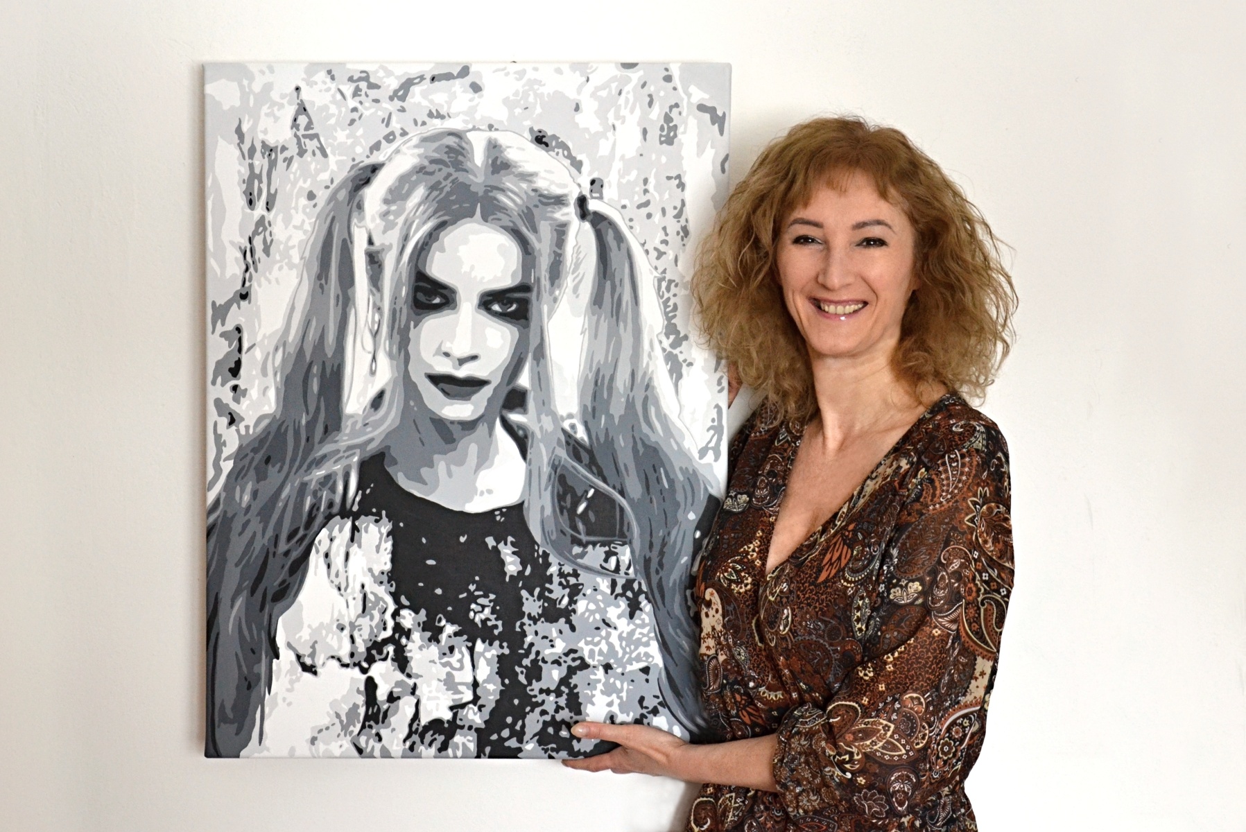 Harley Quinn, 2021, akryl na plátne 60x80 cm. Obraz inšpirovaný najnovšou tvorbou Michaely Högger (foto: archív Martina Majcherová)