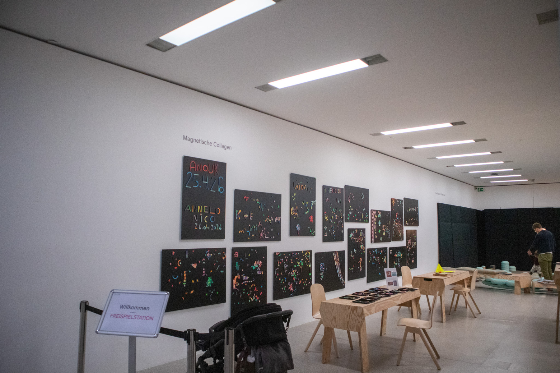 Z výstavy Nie endgültig! Das Museum im Wandel – časť venovaná hrám a hračkám z 80. rokov 20. storočia, 2026, MUMOK, Viedeň. (foto: KUNSTARTUM)