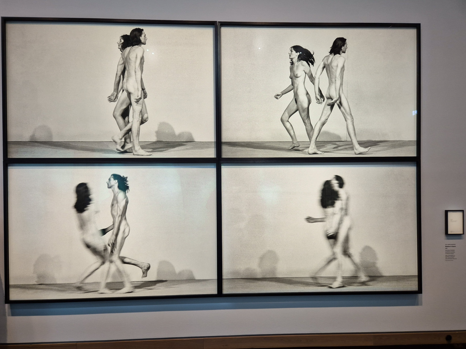 Ulay/Marina Abramović: Relation in Space, 1976, 58 minútová performance, 37. Benátske bienále; čiernobiele video so zvukom, 59 minút, 31 sekúnd. (foto: KUNSTARTUM)