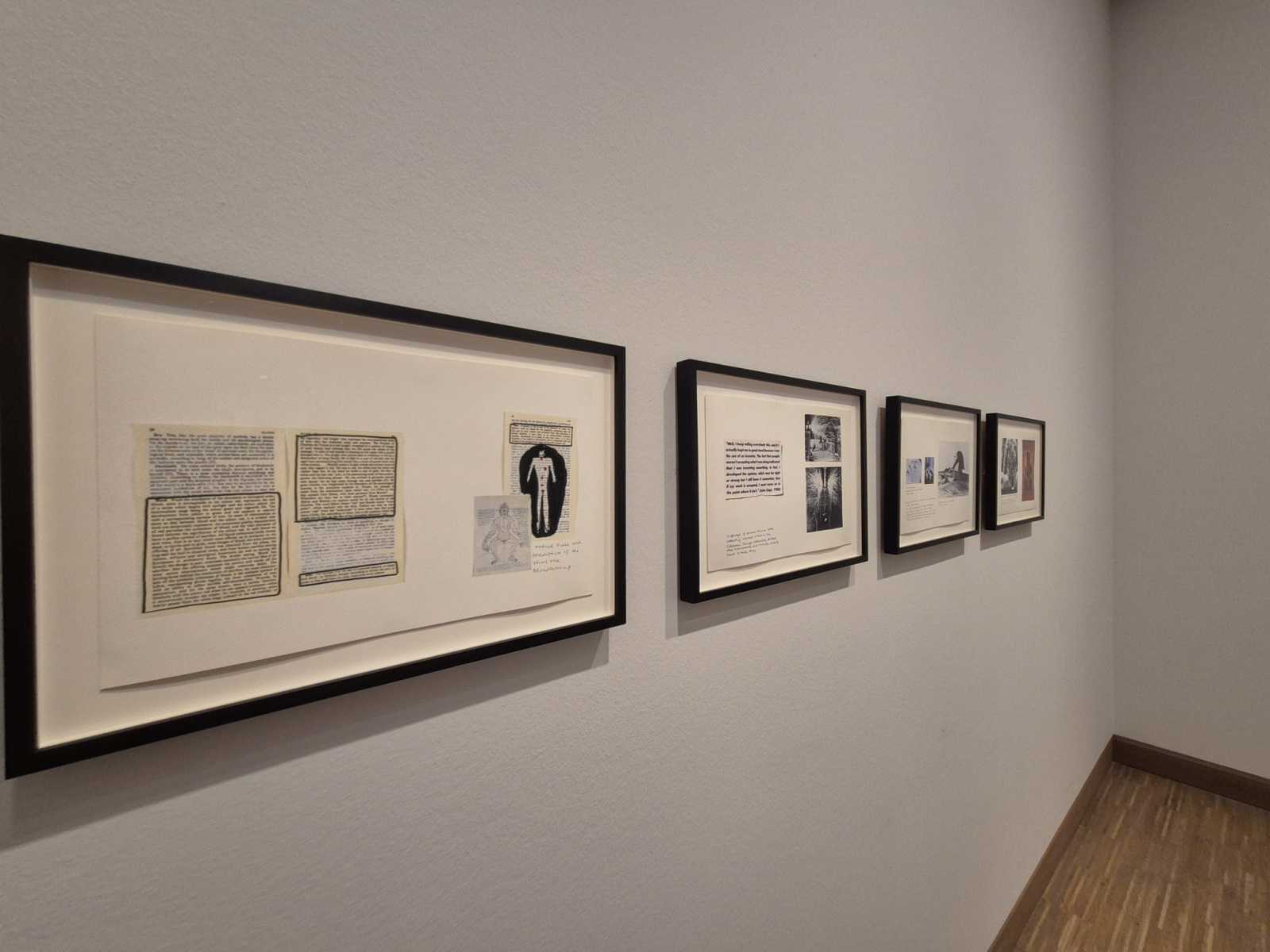 Marina Abramović: Photography from Private Archaeology, 1997-1999, fotografické výtlačky. (foto: KUNSTARTUM)